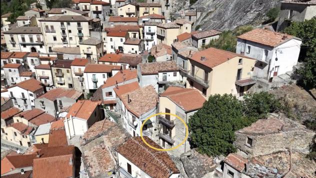 Trilocale in vendita a Castelmezzano