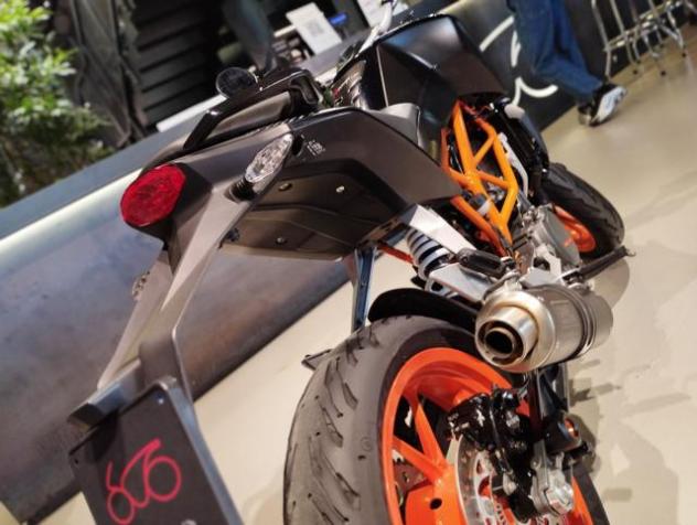 KTM 390 Duke Duke 390 - Foto 5