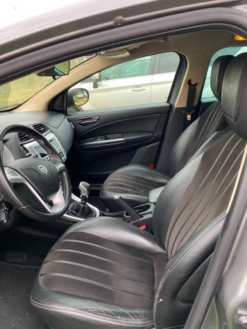 Lancia Delta 1.6 MJT DPF Gold - Foto 8