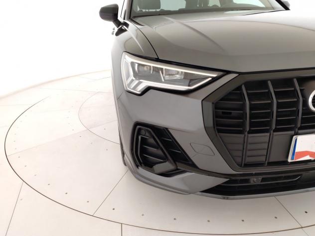 Audi Q3 2.0 35 TDI S Tronic S Line Edition - Foto 5