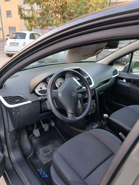 Peugeot 207 1.4 hdi - Foto 9