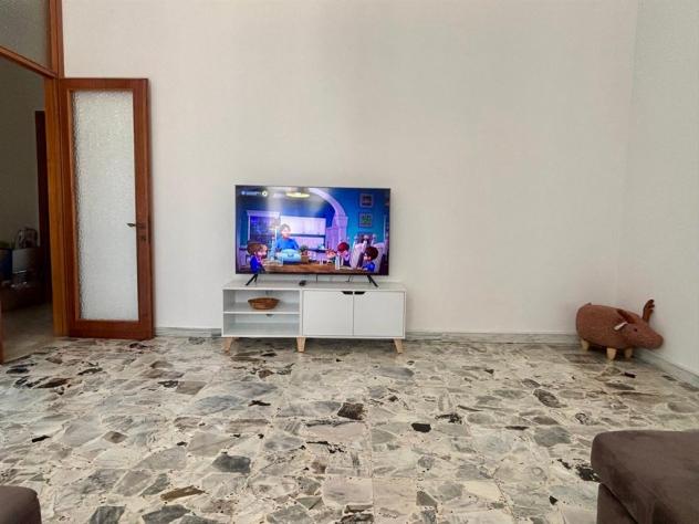 Appartamento di mq. 115 con cantina e posto auto coperto - Foto 5