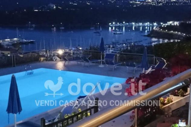 Appartamento di 105 m² con 2 locali e box auto in vendita a Porto Azzurro