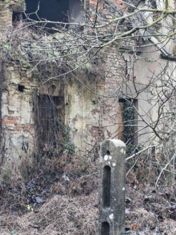 Immobile in asta di 227 m² con più di 5 locali in vendita a Rea - Foto 3