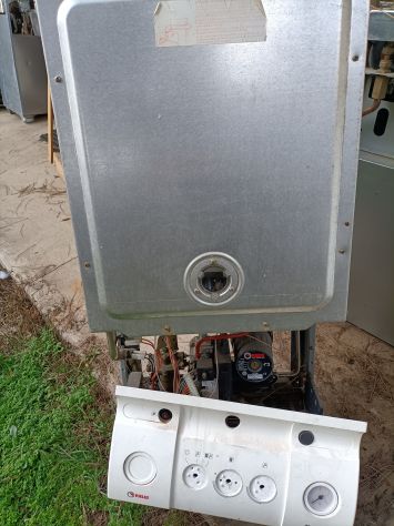 Ricambi caldai Riello Residence 24kw camera stagna