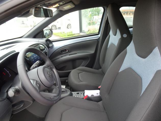 Toyota Aygo X 1.5 HYBRID 115 CVT - Foto 7