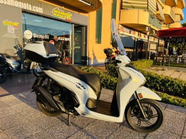 HONDA SH 350 TUTTO INCLUSO ANCHE PASSAGGIO! MINI RATE rif. 24114049 - Foto 2