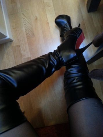 Feticista scarpe e calze usate - Foto 2