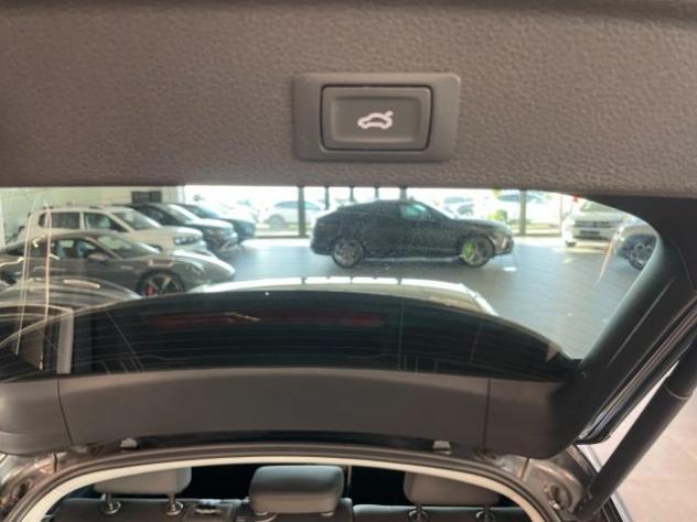 AUDI Q3 SPB 2.0 TDI 150 CV S-Tronic S-Line Edition rif. 23630254 - Foto 8