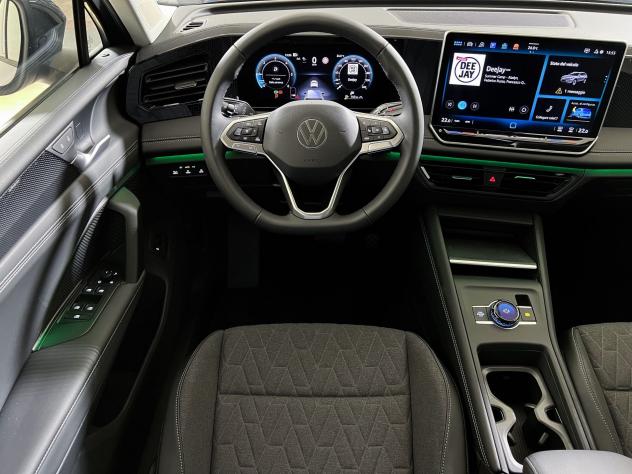 Volkswagen Tiguan Tiguan 1.5 etsi Edition Plus 130cv dsg - Foto 8