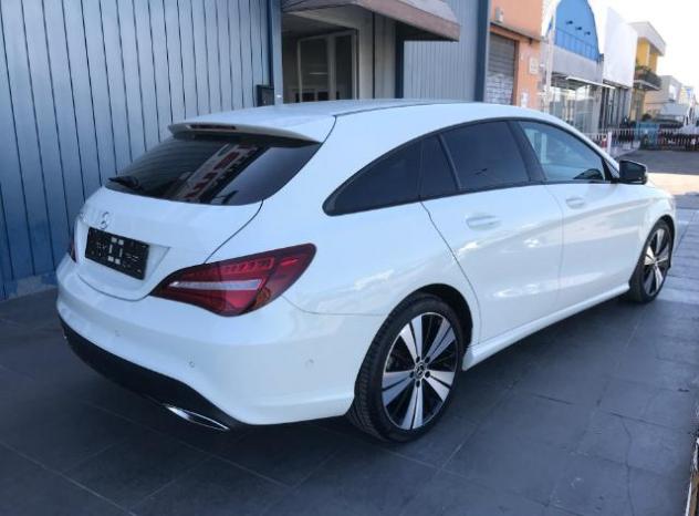 Mercedes-Benz CLA 220 d SHOOTING BRAKE 9G-T NAVI LED 18 CAMERA KEYLESS - Foto 7