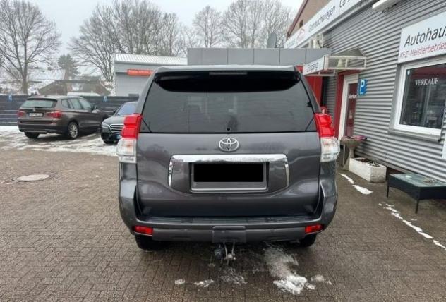 TOYOTA Land Cruiser 3.0 D4-D 5 porte rif. 23613541 - Foto 5