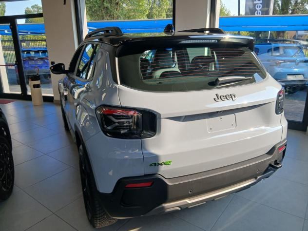 Jeep Avenger 4xe Hybrid 1.2 Turbo 145 CV MHEV 4xe Upland --. - Foto 7