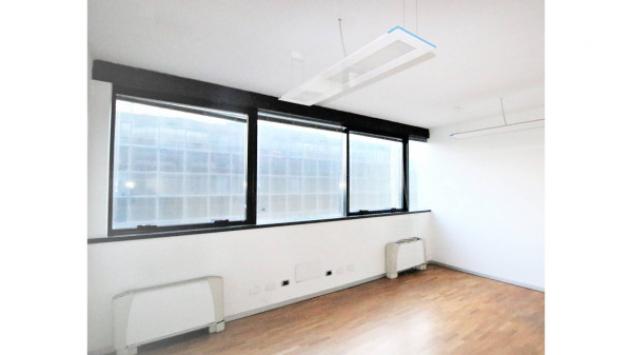 Immobile di 270 m² con più di 5 locali in affitto a Sesto San Giovanni - Foto 6