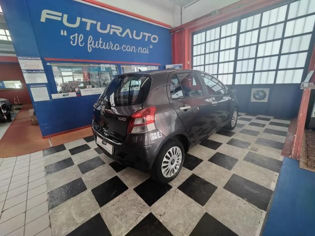 Toyota Yaris 1.0 5 porte Sol.s - Foto 8