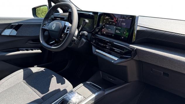 Renault Clio evolution full hybrid E-Tech 160 - Foto 6