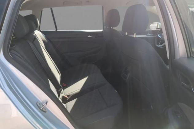 VOLKSWAGEN Golf Variant 2.0 TDI SCR Life rif. 23758195 - Foto 8