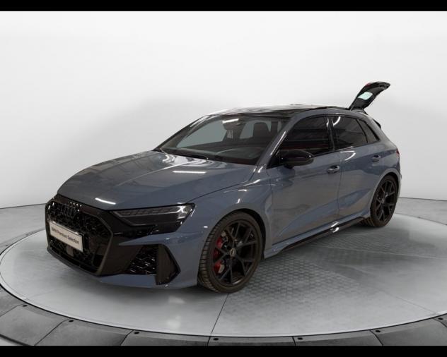 Audi A3 E3221 AUDI RS3 S.BACK