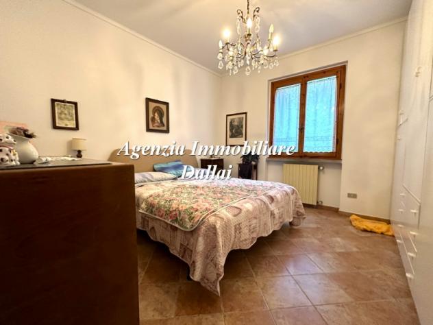 Scarperia - Villetta bifamiliare con garage e giardino - Foto 10