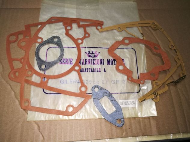 Serie guarnizioni motore Gilera 125cc 2T GR2 AHP 400170850050