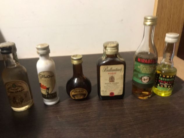 BOTTIGLIETTE MIGNON LIQUORI - Foto 10