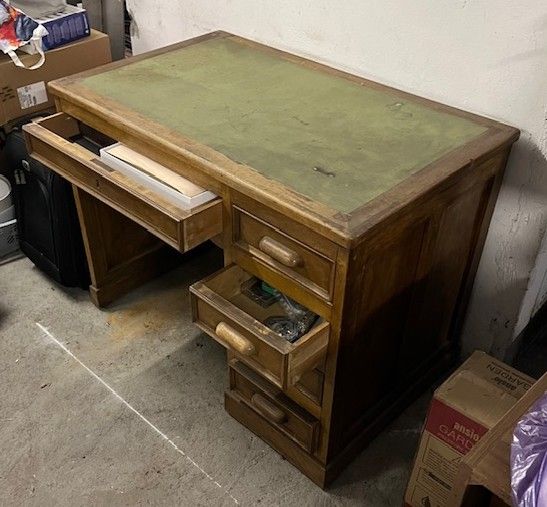 Scrivania in Legno e Piano in Pelle - Foto 4
