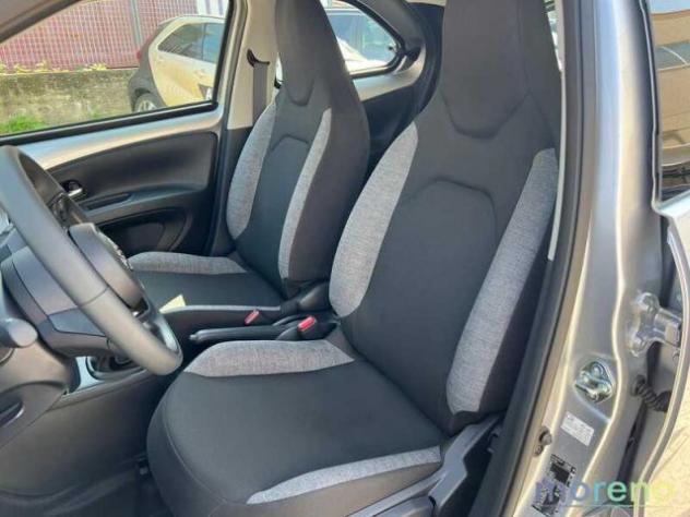 TOYOTA Aygo X 1.0 72 CV Active rif. 19121111 - Foto 7