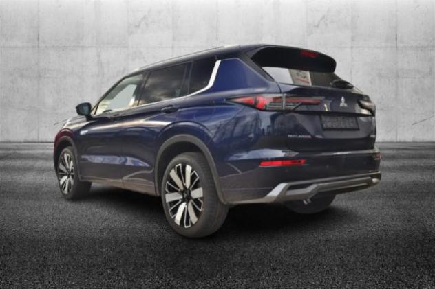 MITSUBISHI Outlander 2.4L 4WD PHEV Instyle 4ª serie rif. 23757888 - Foto 3