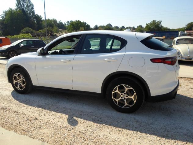 Alfa Romeo Stelvio 2.2 Turbodiesel 190 CV AT8 Q4 Super Business - Foto 6