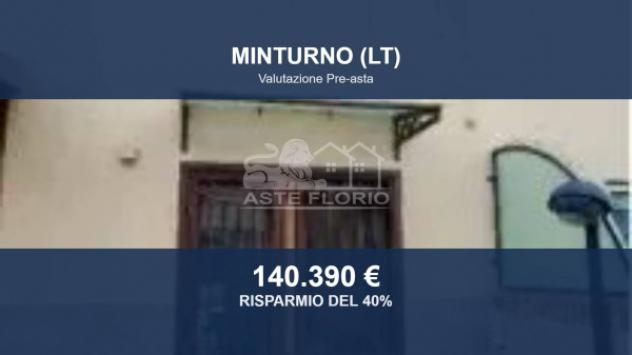 Immobile in asta di 197 m² in vendita a Minturno