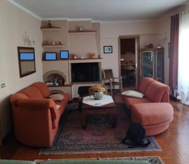 Immobile in asta di 150 m² con più di 5 locali in vendita a Tempio Pausania - Foto 5