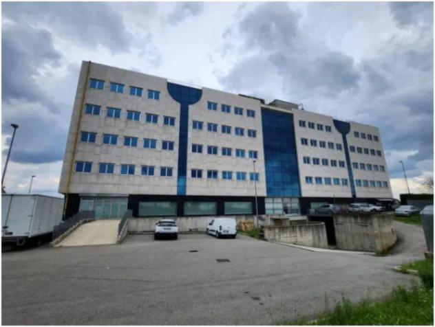 Immobile in asta di 654 m² in vendita a Concorezzo - Foto 2