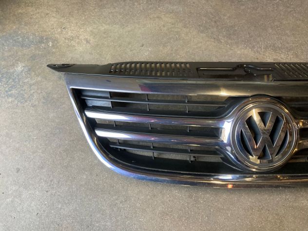 Mascherina griglia anteriore Volkswagen Tiguan del 2010 (5N0853651) - Foto 2