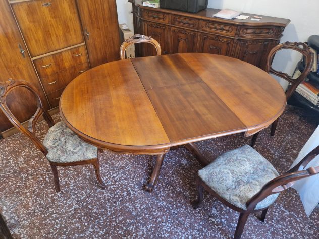 Tavolo rotondo allungabile in legno massiccio - Foto 2