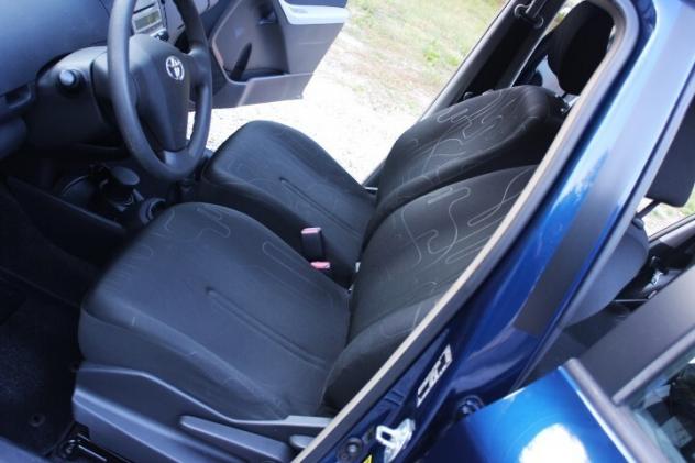 Toyota Yaris 1.0ie 5porte " SOL ESTETICA DA AUTO NUOVA UNICA UTILIZZATRICE GOMME ALL SEASON CLIMA CONSUMI OTTIM - Foto 9