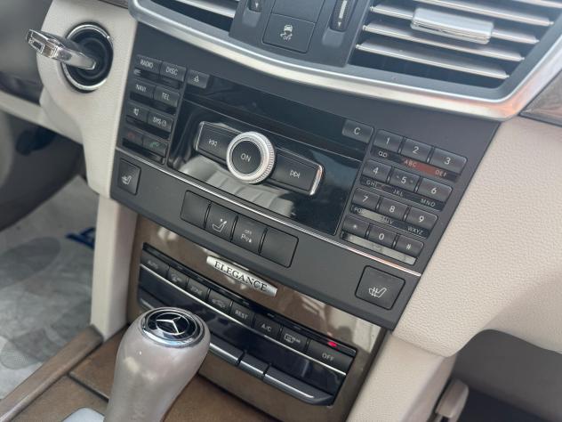 Mercedes-benz E 220 CDI BlueEFFICIENCY Avantgarde AMG - Foto 8