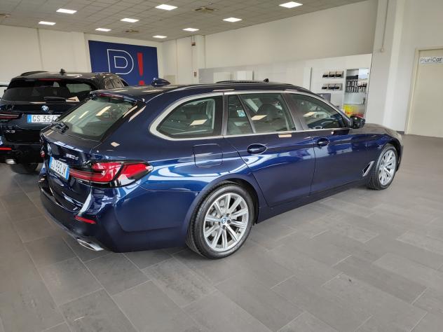 BMW Serie 5 520d 48V xDrive Touring Tetto Pelle Adap.Cruise - Foto 8