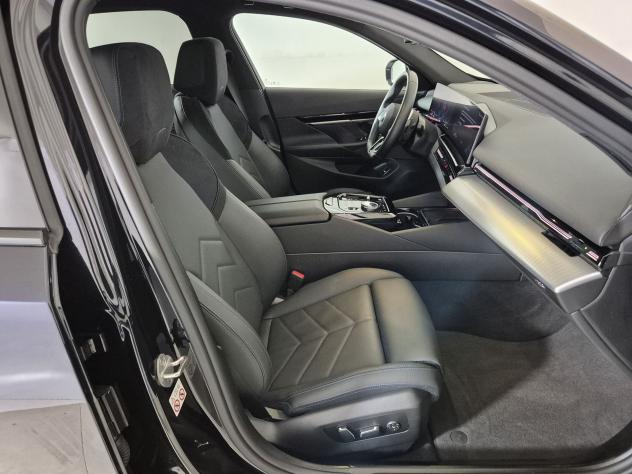 BMW Serie 5 G60 Berlina 520d 48V xdrive MSport Pro auto - Foto 10