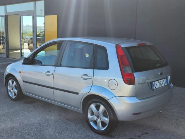 Ford Fiesta 1.2 16V 5p. Ambiente - Foto 3