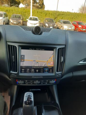 Maserati Levante V6 Diesel Q4 AWD Granlusso IVA DETRAIBILE - Foto 7
