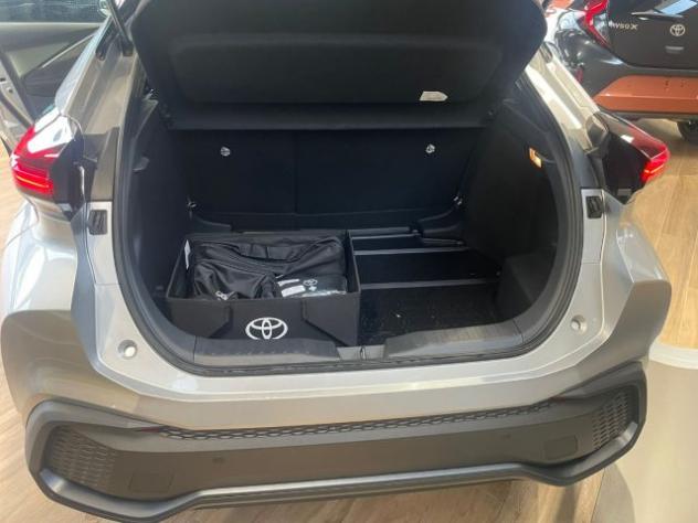 TOYOTA C-HR 1.8 HV Trend rif. 22531965 - Foto 8