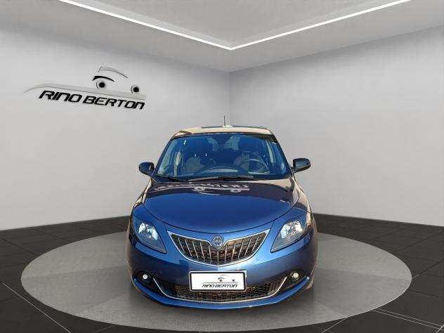 Lancia Ypsilon 1.0 FireFly 5 porte S&S Hybrid Silver - Foto 2