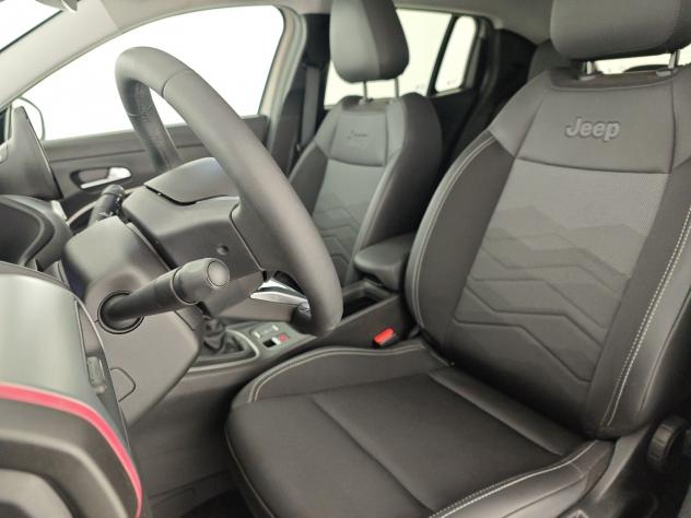 Jeep Avenger Avenger 1.2 turbo Summit fwd 100cv - Foto 6