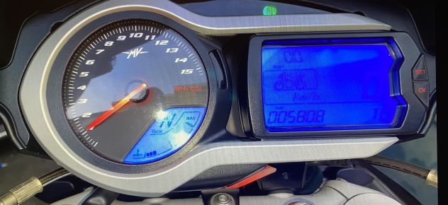 MV Agusta brutale 1090 R km 6000 pari al nuovo - Foto 3