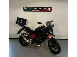 HONDA CB 750 HORNET