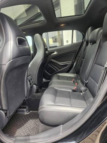 Mercedes Classe GLA 200 d Premium 4matic auto - Foto 8