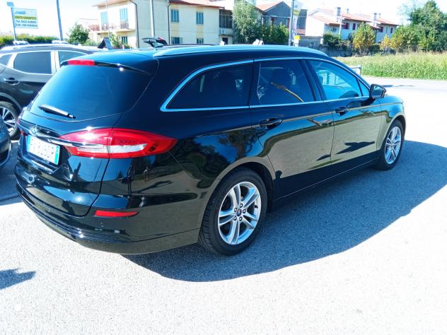 Ford Mondeo 2.0 EcoBlue 150 CV S&S aut. SW ST-Line Business - Foto 2