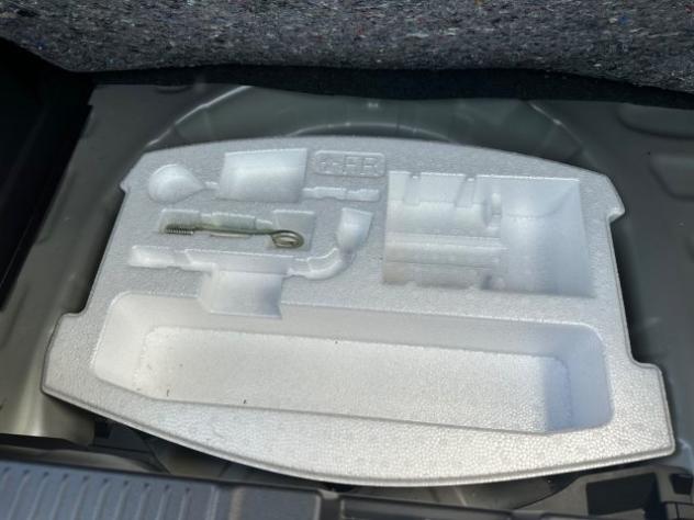 SUZUKI Swift 1.2 Hybrid CVT Top rif. 23832151 - Foto 9
