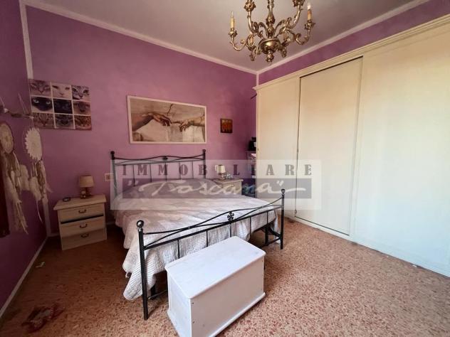 CASA INDIPENDENTE di 10 vani e di 192 mq (VIAREGGIO - Viareggio) rif. A732