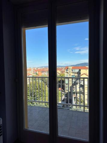 Stanza in appartamento in affitto a Torino - Foto 5